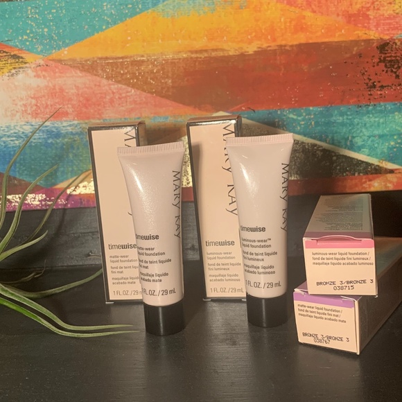 Bronze 3 Matte (1). Luminous (1)